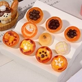 Lot de 10 modèles miniatures réalistes en résine de pâtisseries et brioches à l'ananas - Mixte