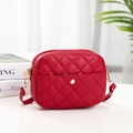 Chic quilted red crossbody bag in lychee texture faux leather with gold magnetic closure - Red