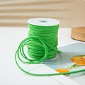 Φωτεινό πράσινο σουέτ κορδόνι σε ρολό για DIY κοσμήματα και χειροτεχνίες - 50 Γιάρδες / Πράσινο