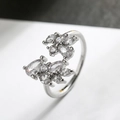 Anillo abierto plateado con diseño de hojas y brillantes piedras marquesas de circonita - Abierto Ajustable / Estilo de hoja geométrica plateada (13491)