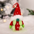 Gnomo di Natale con cappello rosso di paillettes trecce verdi e dettagli di bottoni - Cappello con Paillettes Rosse con Trecce