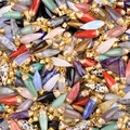 Pendenti assortiti in pietre preziose con cappucci dorati per collane fai-da-te - Colore Casuale Un Pezzo
