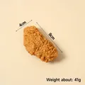 Realistisches 8cm Brathähnchen Modell mit goldener Textur für Display und Anhänger - Hähnchenflügel (Ohne Schlaufe)