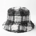 Fashionable black and white checkered tweed bucket hat with frayed edges for women - M (56-58cm) / Gray