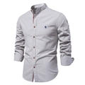 Détail d'une chemise pour homme en coton et lin avec col montant et tissu gris clair texturé - S / Gris (SH291)