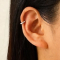 Earcuff de doble capa en plata pulida para mujer con diseño minimalista sin perforación - Aro Pequeño - Dorado (DZ-183)