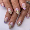 Franse amandel kunstnagels met paarse lavendel en madeliefjes bloemmotieven - Paarse Lavendel Madeliefje Franse Amandelstijl (JP3760)