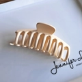 Matte cream large hair claw clip with minimalist geometric design for thick hair - 11cm / Matte Milk White