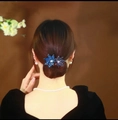 Pince à cheveux élégante avec fleurs en zircon bleu et perles pour coiffures - Étoiles Doubles en Cristal Bleu
