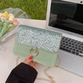 Bolso bandolera de cuero verde menta con solapa de lentejuelas y hebilla de doble anillo oro - Verde