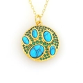 Collana con ciondolo a zampa di gatto dorata con pietre turchesi e cristalli verdi - Forma a zampa di gatto (01)