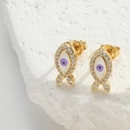 Gouden visvormige Evil Eye oorknopjes met paars emaille emaille en pavé kristallen - Visvorm Stijl / Roze Visoog