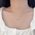 Elegante S925 zilveren ketting met een kleine ovale hanger van roze chalcedoon - 925 zilver / Natuurlijke Roze Chalcedoon Ketting - Zilver