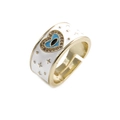 Goldener Herzring mit blauem bösen Blick und Sterndetails auf breitem, offenem Ring - Einstellbar Offen / Weiß