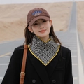 Fashionable outdoor winter scarf with black and white geometric pattern and cozy knit texture - Wangfu Yellow Edge