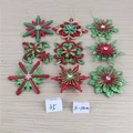 Set di addobbi natalizi luccicanti a forma di fiocco di neve e stella in rosso, oro e verde - Set 01