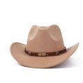 Détail du chapeau de cowboy avec plume dorée et ruban décoratif à perles ethniques - M (56-59cm) / Camel Plume Dorée
