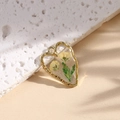 Orecchini a cuore dorati fatti a mano con vere margherite gialle essiccate in resina - Stile 2-Fiore essiccato giallo / 20*26mm