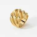 Minimalistischer dicker Goldring mit unregelmäßiger Wellentextur und Metalloberfläche - US 7 / Croissant-Twist-Stil (Goldring KD621)