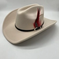 Cream white wool cowboy hat with black leather belt, silver buckle and red feather detail - M (56-58cm) / Beige (with Red Spotted Feather)