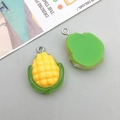 Ciondolo in resina a forma di mais giallo e verde con anello per gioielli fai da te - Mais in resina gialla / 17*24mm