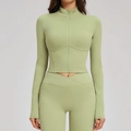 Conjunto de yoga verde menta con chaqueta de cremallera y leggings con cintura en V - S / Verde Frijol