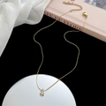 Elegante 18K vergoldete Titan-Halskette mit tropfenförmigem Zirkonia-Anhänger - Wassertropfen Stil (XL0013) / Gold