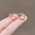 Glasses Shape / Gold