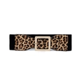 Dettaglio cintura elastica larga leopardata da donna con fibbia quadrata dorata lucida - Leopardo Giallo