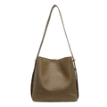 Grand sac seau vintage en cuir tressé kaki foncé avec bandoulière élégante - Vert