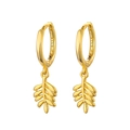 Elegante goldene Feder-Ohrringe mit S925-Silberstempel auf minimalistischen Creolen - Gold