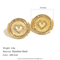 Detailansicht der 18K vergoldeten Edelstahl-Herzohrringe mit glänzenden Zirkonia - Zirkonia Herz Rundes Medaillon Ohrstecker - Gold Weiß