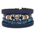 Vierteiliges stapelbares Lederarmband-Set mit Totenkopf-Anhänger und Holzperlen - 4-teiliges Set
