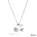 Collana con ciondolo a ciliegia in argento con cristalli scintillanti su catena fine - Collana a Ciliegia Argentata (PD1631)
