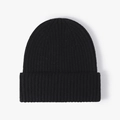 Bonnet en maille noir minimaliste classique pour la chaleur hivernale et le plein air - Taille unique / Noir