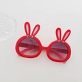 Occhiali da sole a coniglietto per bambini con montatura rossa e lenti sfumate viola - Rosso