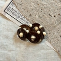 Bracciale elastico bohémien con anelli in guscio di cocco e perline di legno bianco crema - Stile ad Anello Caffè e Bianco