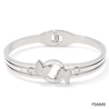 Brazalete de mariposa en acero inoxidable plateado con cierre de resorte y cristales - Estilo Mariposa Mate (PAS849 Oro Blanco)