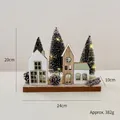 Decoración navideña de madera con mini árboles y LED, medidas 24x10x20cm - Base Rectangular 3 Casas