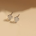Paio di orecchini a lobo a croce in argento in stile vintage francese minimalista - Stile Croce / Argento