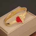 Elegante collana a foglia d'acero dorata con cristalli rossi e design cavo in acciaio - Bangle