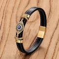 Dettaglio del charm malocchio su bracciale in pelle nera con chiusura magnetica d'oro - Stile I (Occhio del Male Cristallo)