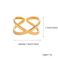 Goldener unregelmäßiger X-Ring mit gedrehter Seiltextur und glatter Oberfläche - JR079-X-Kreuzdrehung