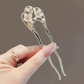 Épingle à cheveux dorée en U avec d'élégantes fleurs blanches et perles - Fleur à Petites Perles (96#)