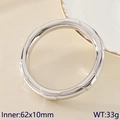 Bracelet jonc argenté creux en acier inoxydable avec coupe géométrique, 62x10mm - Diamètre Intérieur 62mm x Largeur 10mm / Argenté