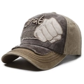 Gorra de béisbol vintage gris oscuro y marrón con parche de puño y bordes deshilachados - Caqui