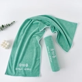Asciugamano sportivo in microfibra verde menta con logo Walk Hard per palestra e outdoor. - 30x100cm / Verde Turchese