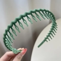 Matte Morandi green wavy non-slip headband with teeth for women hair styling - Green