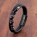 Dettaglio del bracciale in pelle nera intrecciata con perline e chiusura magnetica - Nero-2 (Perline nere e argento)