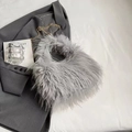 Süße graue Plüschhandtasche mit goldener Kette für Damen, modischer Herbst-Winter-Stil - Grau